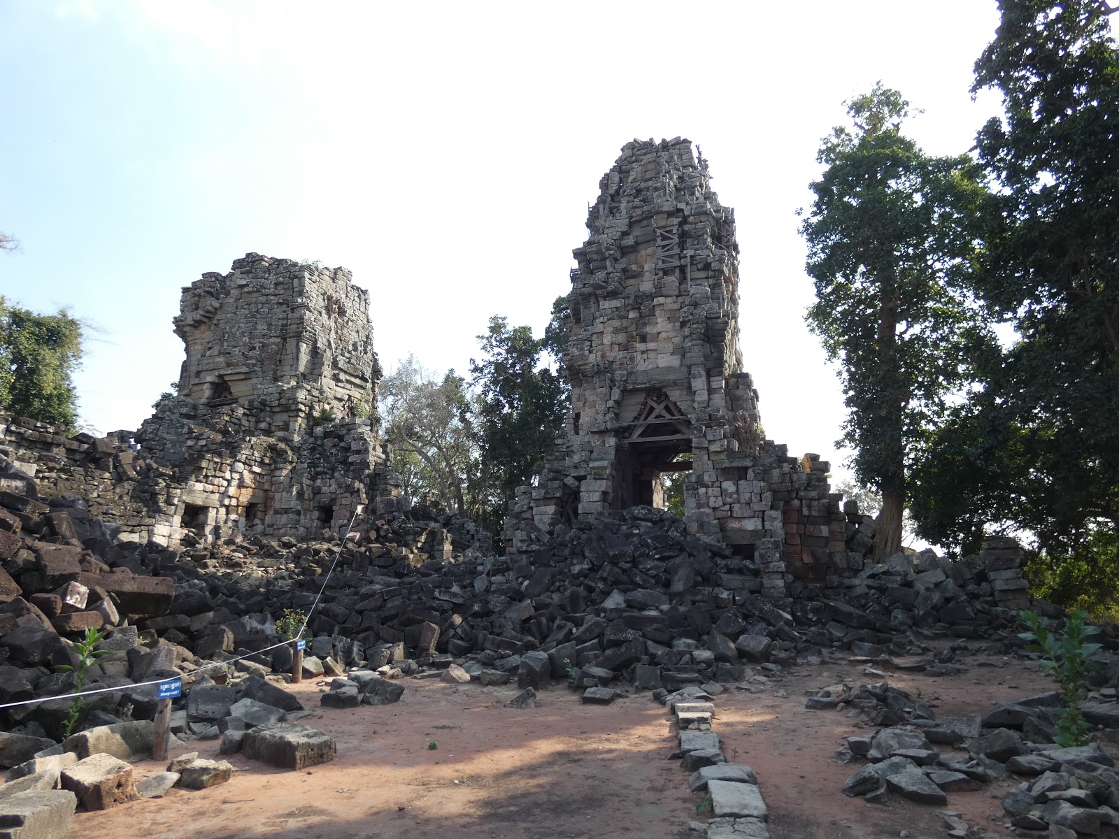 attraction-Banteay Torp 3.jpg